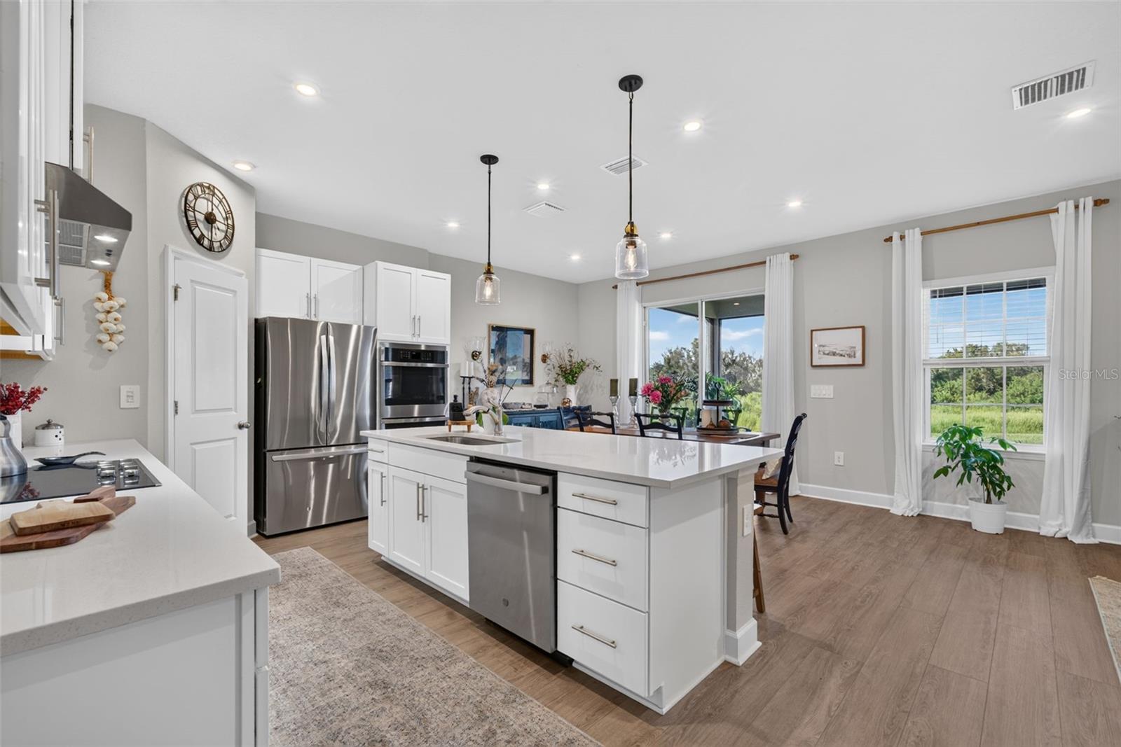 14076 Crimson Ave Property Photo 18