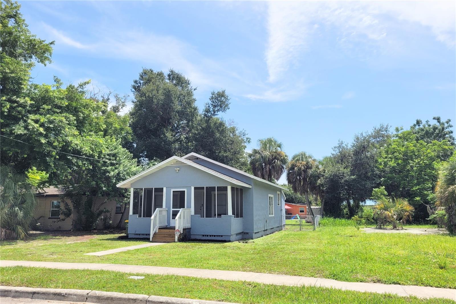1542 29th St Property Photo 1