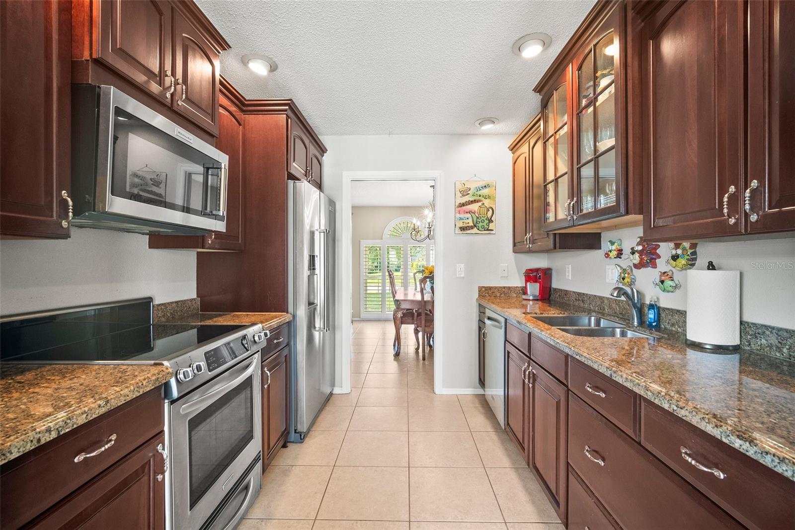 4194 Banbury Cir Property Photo 14