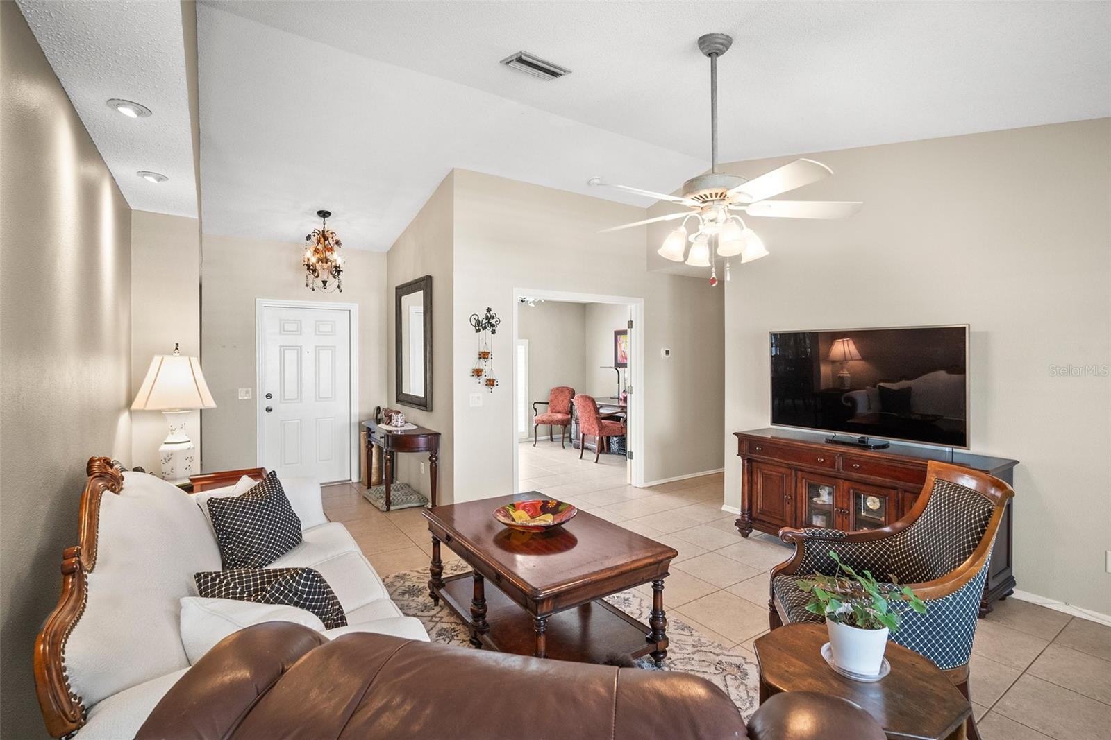 4194 Banbury Cir Property Photo 19