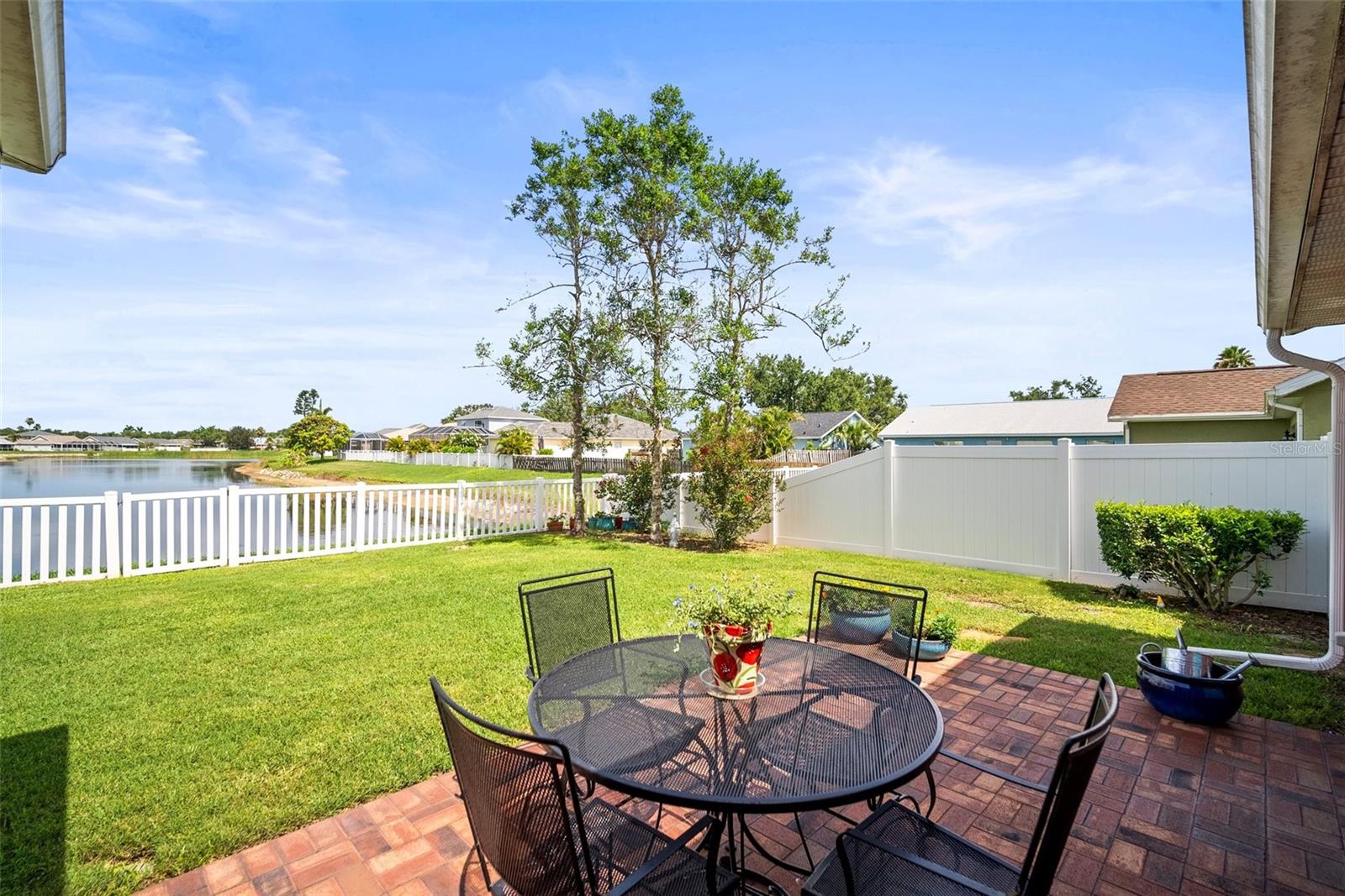 4194 Banbury Cir Property Photo 35