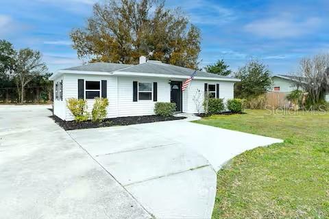 305 LINDEN DR