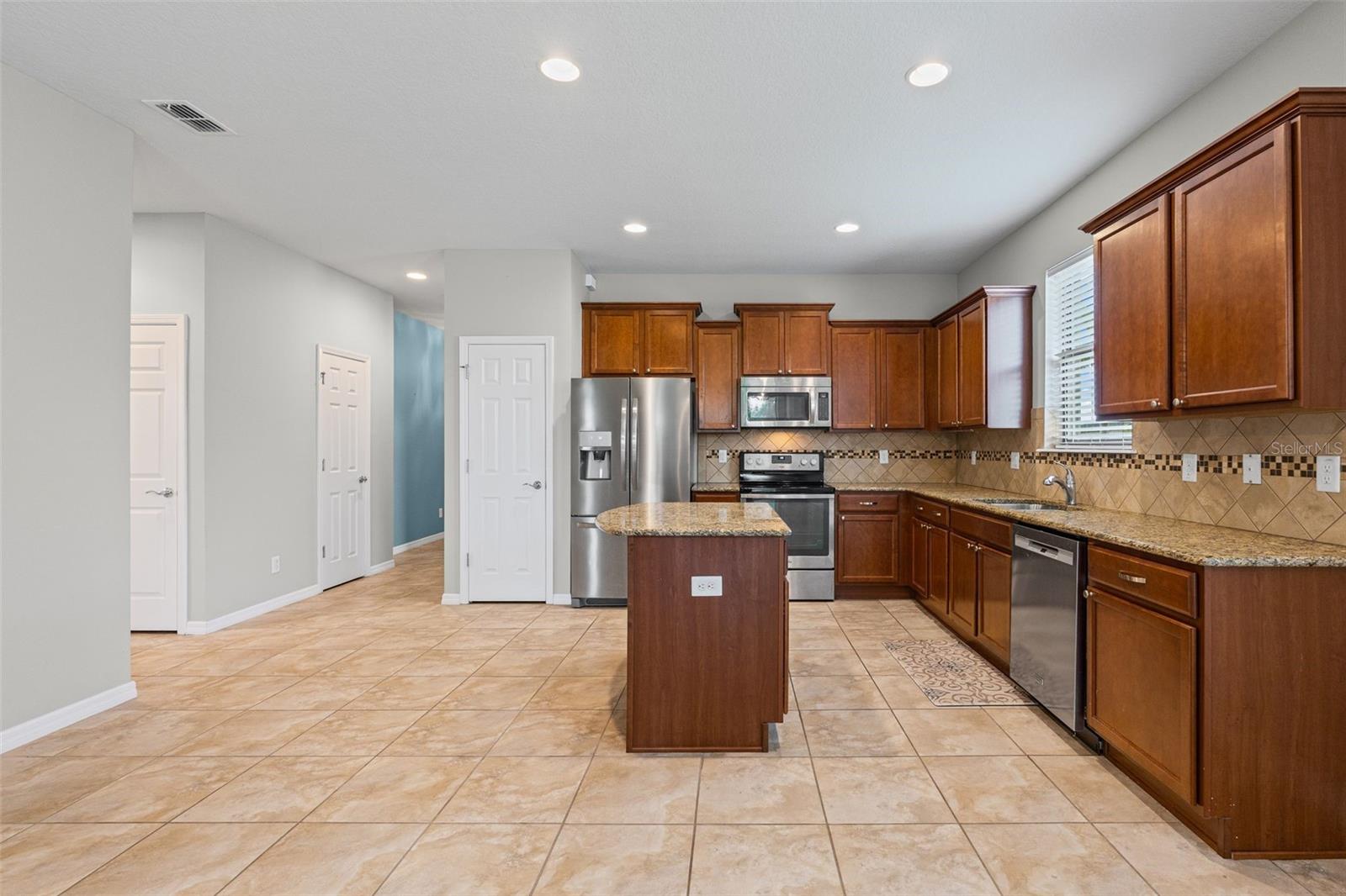 5524 107th Ter E Property Photo 14