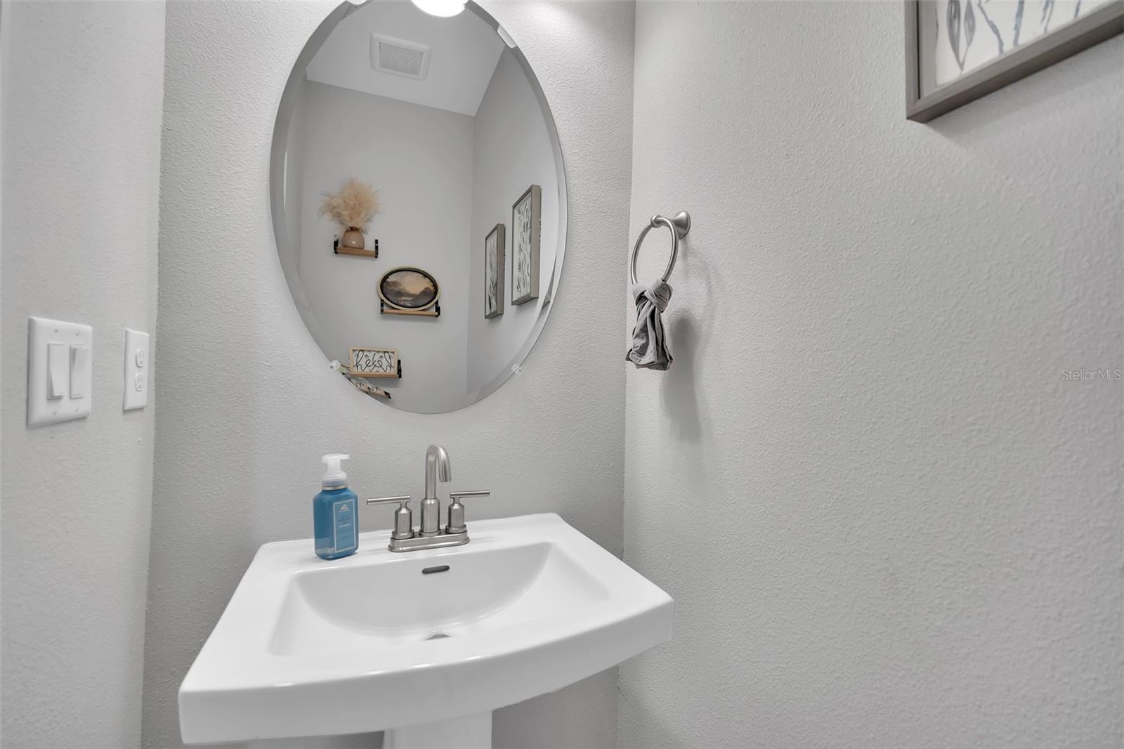 5659 Equator Ct Property Photo 26