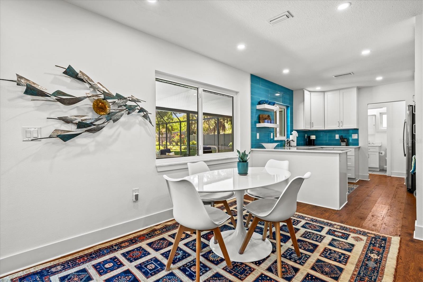2587 Ringling Blvd Property Photo 14