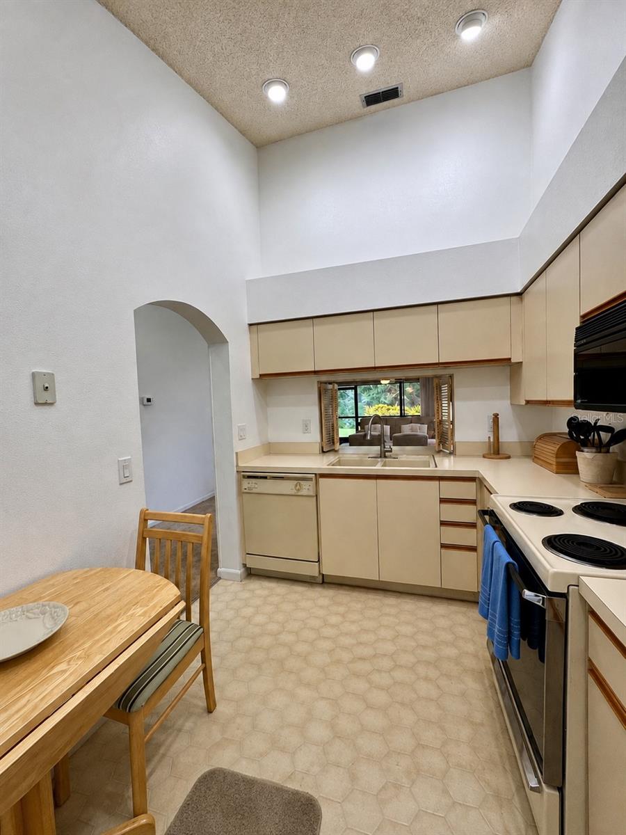 4529 Morningside #8 Property Photo 10