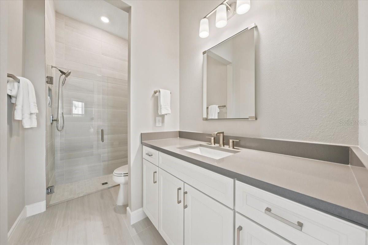 10708 Saratoga Pl Property Photo 13