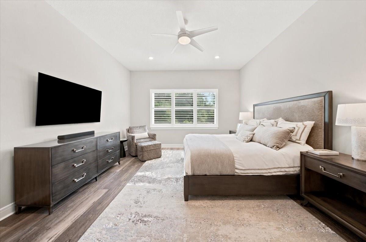 10708 Saratoga Pl Property Photo 34