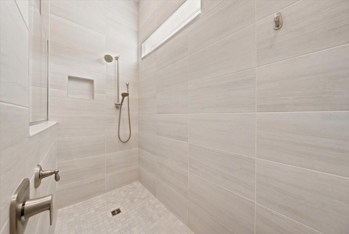 10708 Saratoga Pl Property Photo 38