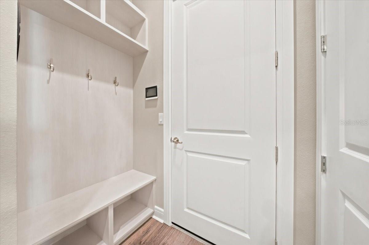 10708 Saratoga Pl Property Photo 46
