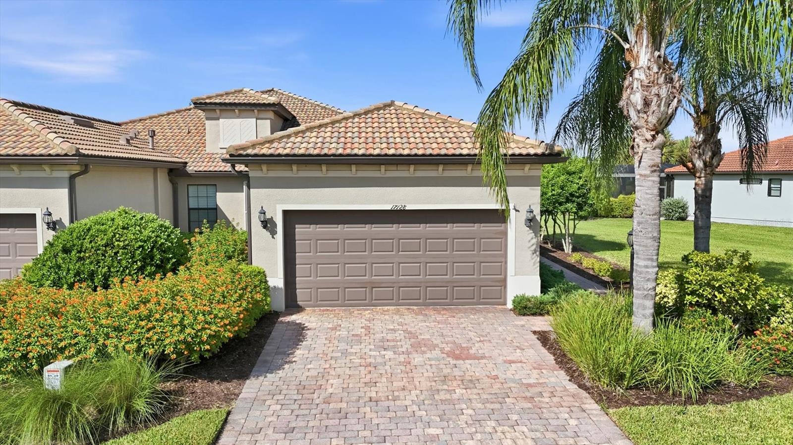 17128 Kenton Ter Property Photo 4
