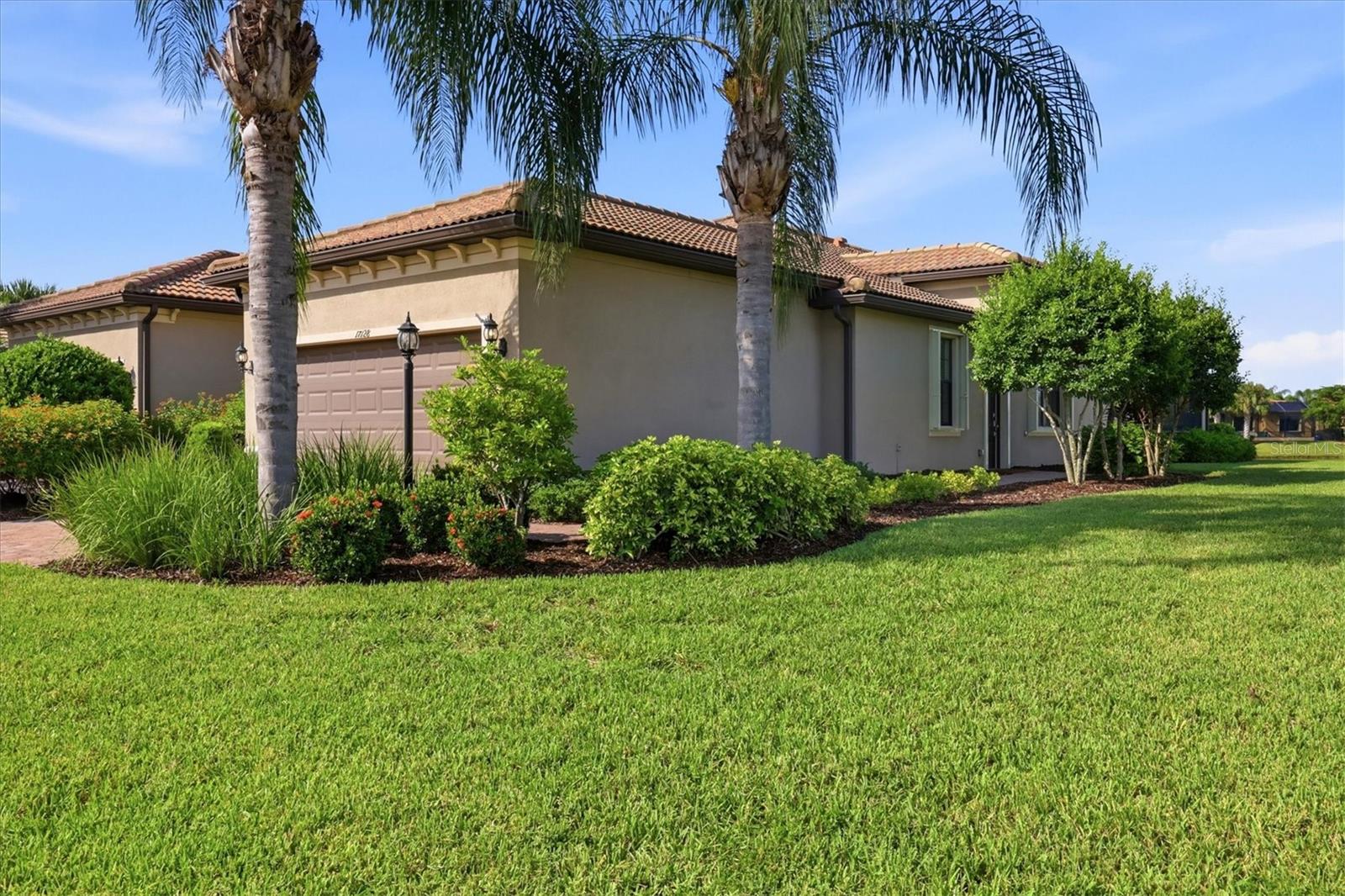 17128 Kenton Ter Property Photo 5