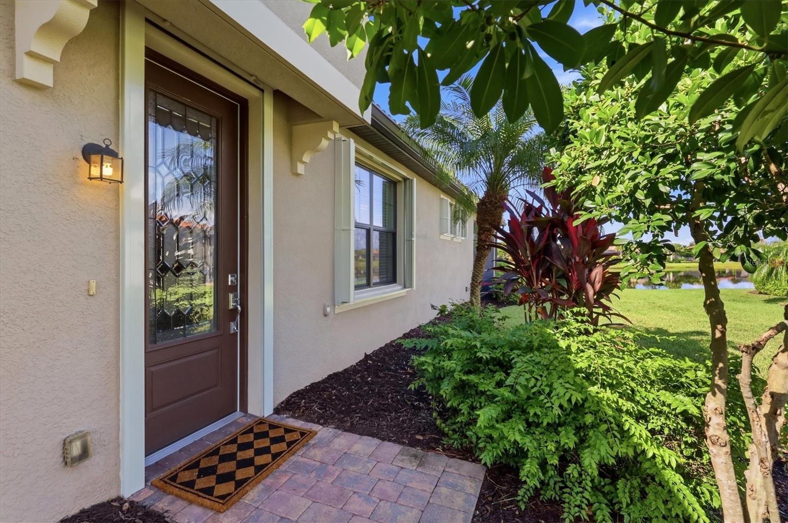 17128 Kenton Ter Property Photo 6