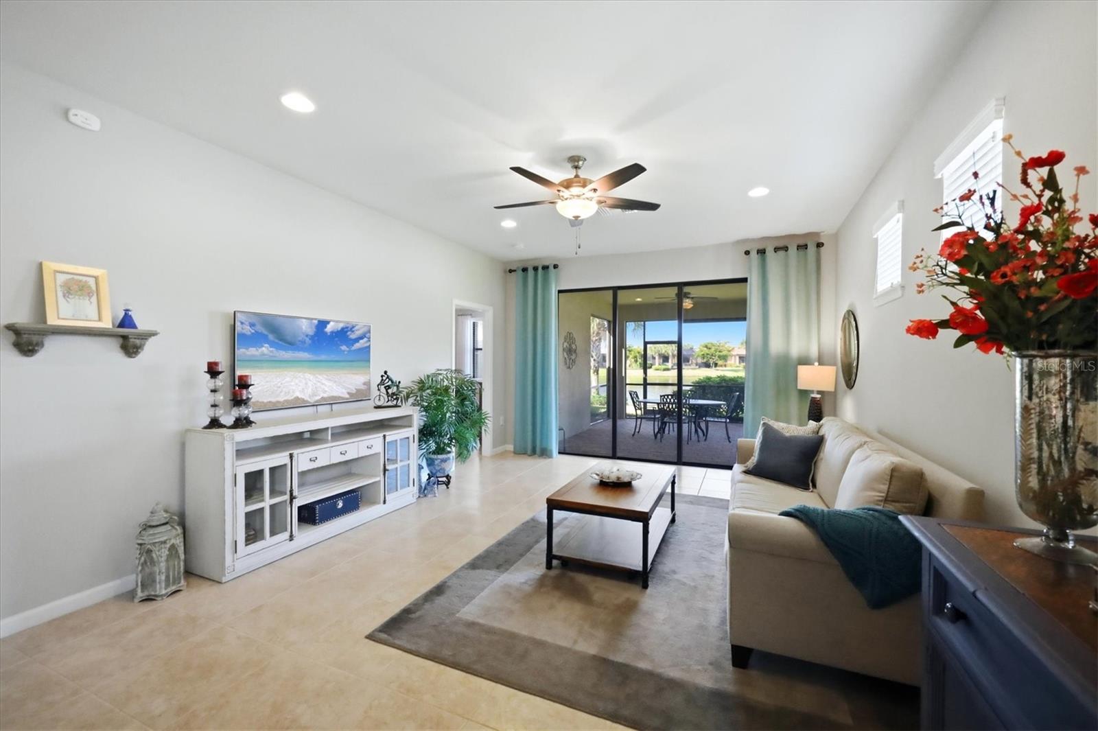 17128 Kenton Ter Property Photo 12