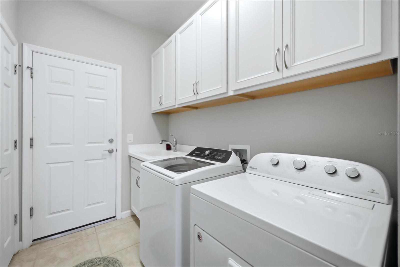 17128 Kenton Ter Property Photo 18