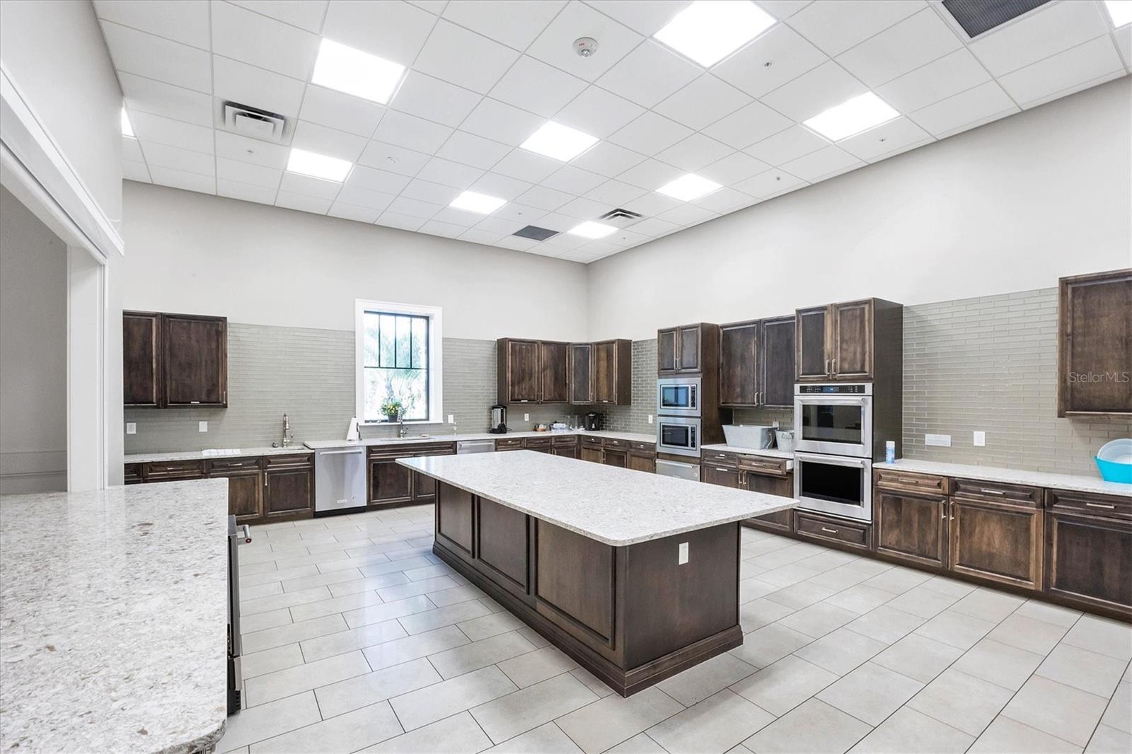 17128 Kenton Ter Property Photo 34