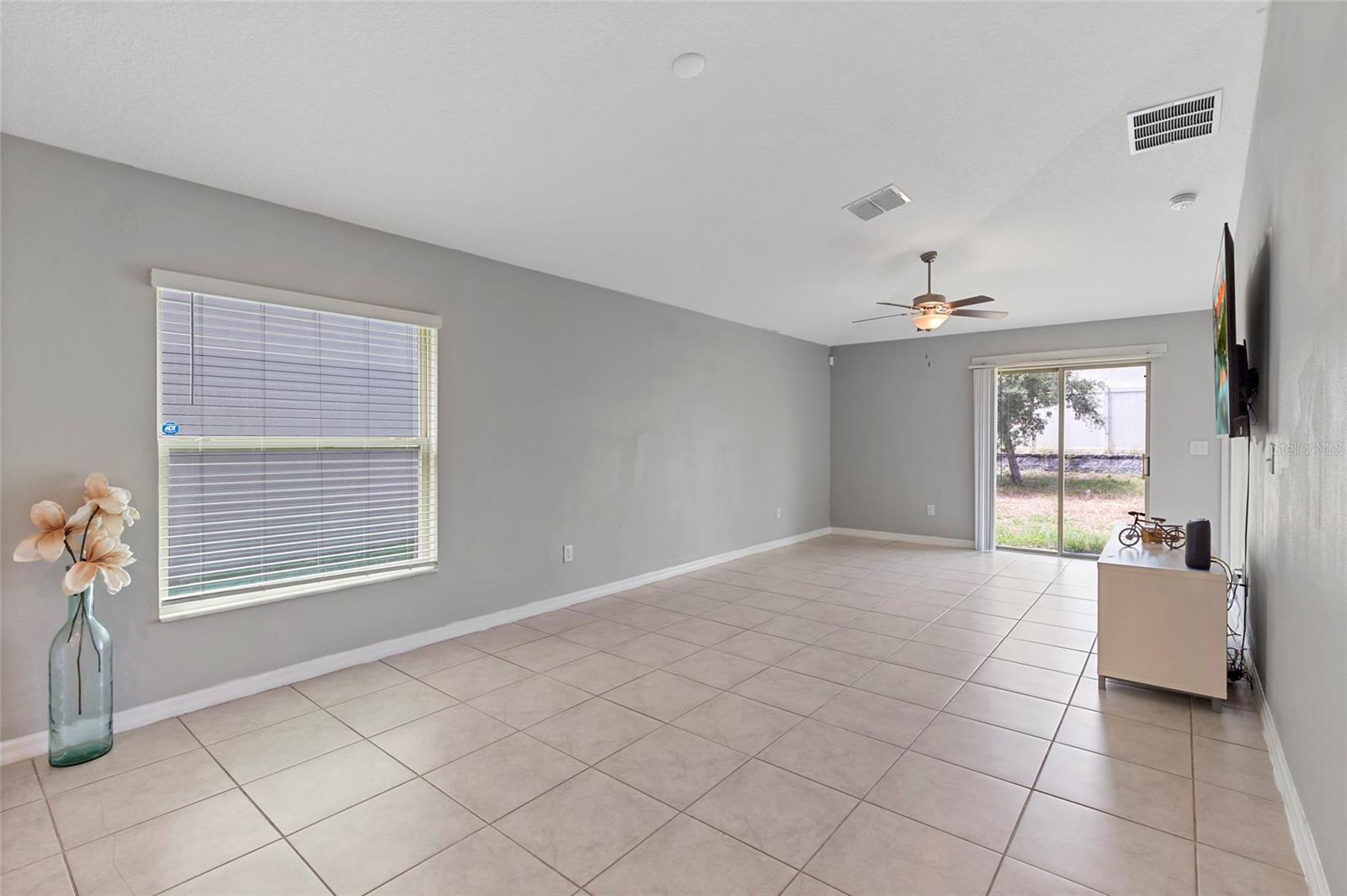 1719 Fred Ives St Property Photo 7