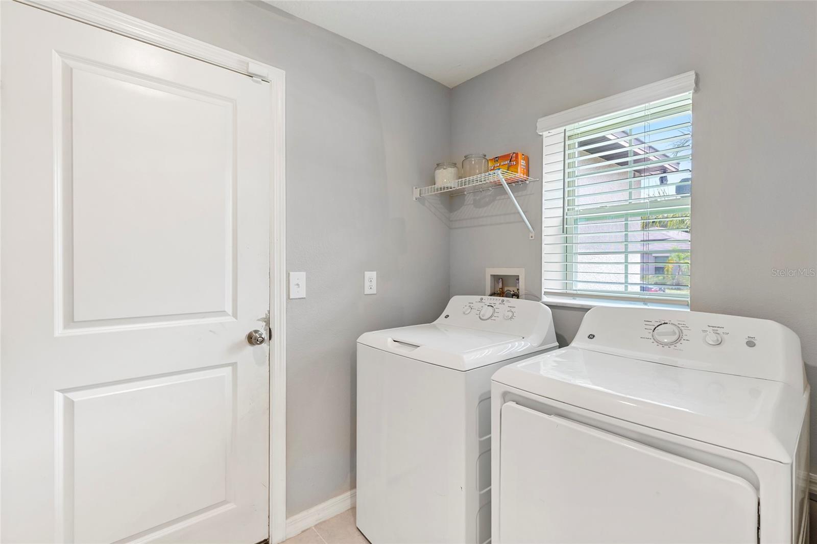 1719 Fred Ives St Property Photo 18