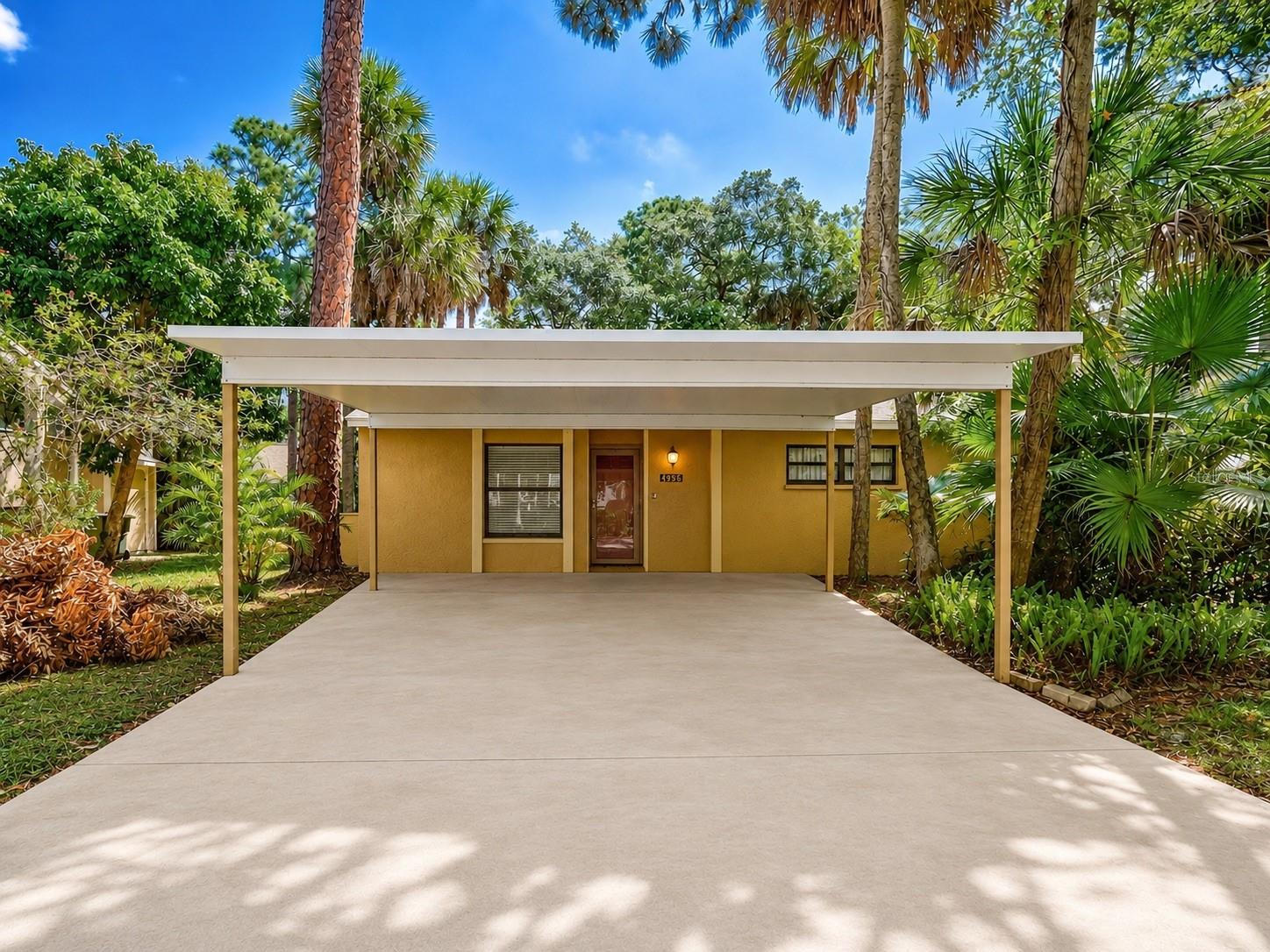 4956 Village Gardens Dr #145 Property Photo 1