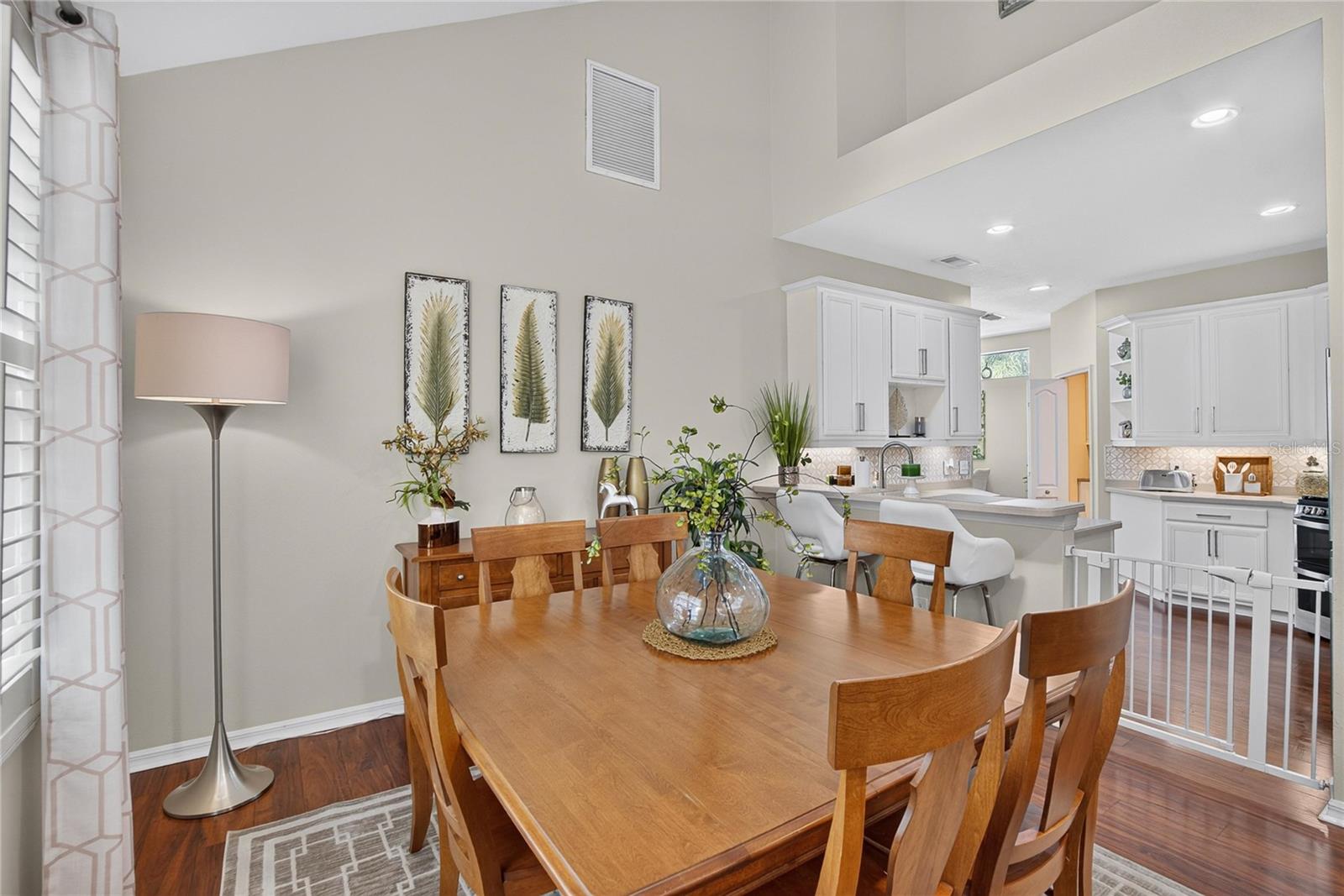 10807 Sierra Vista Pl Property Photo 10