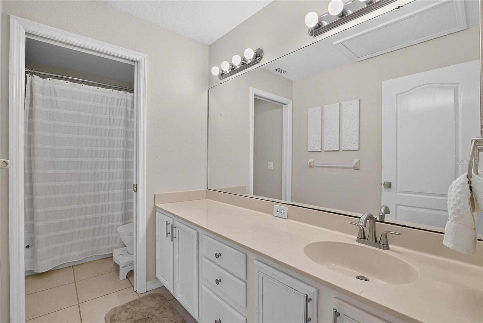 10807 Sierra Vista Pl Property Photo 32