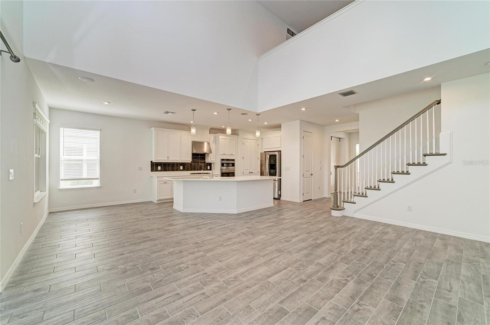 6332 Laurelcrest Gln Property Photo 15