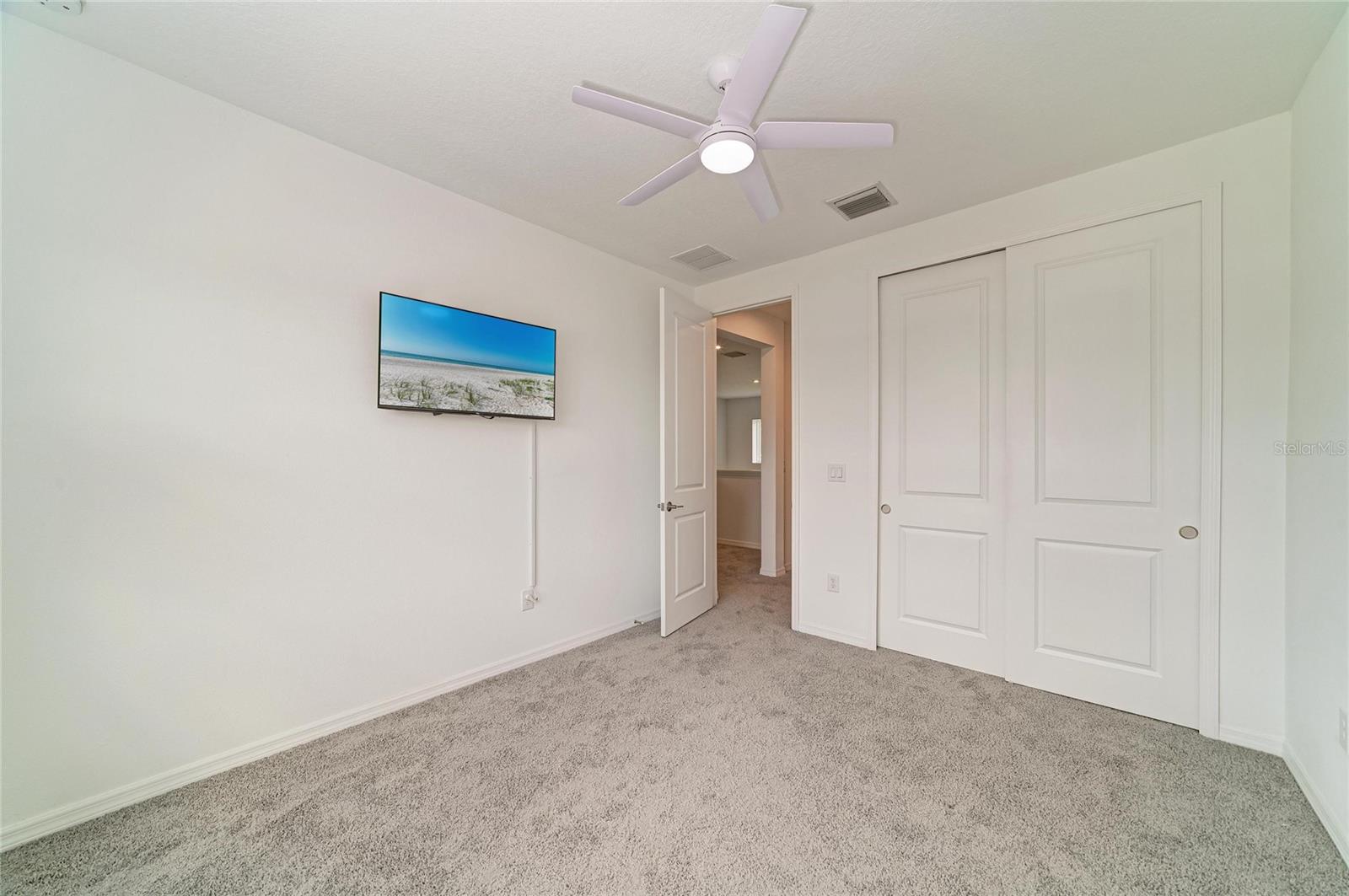 6332 Laurelcrest Gln Property Photo 39
