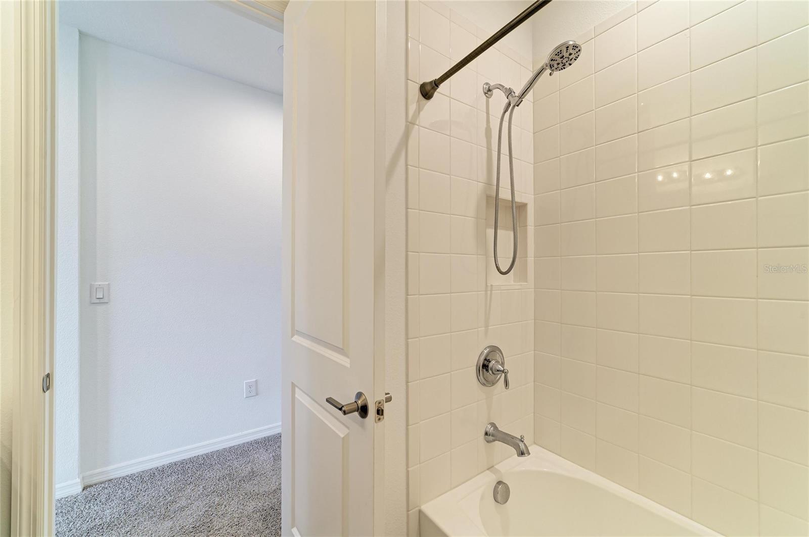 6332 Laurelcrest Gln Property Photo 41
