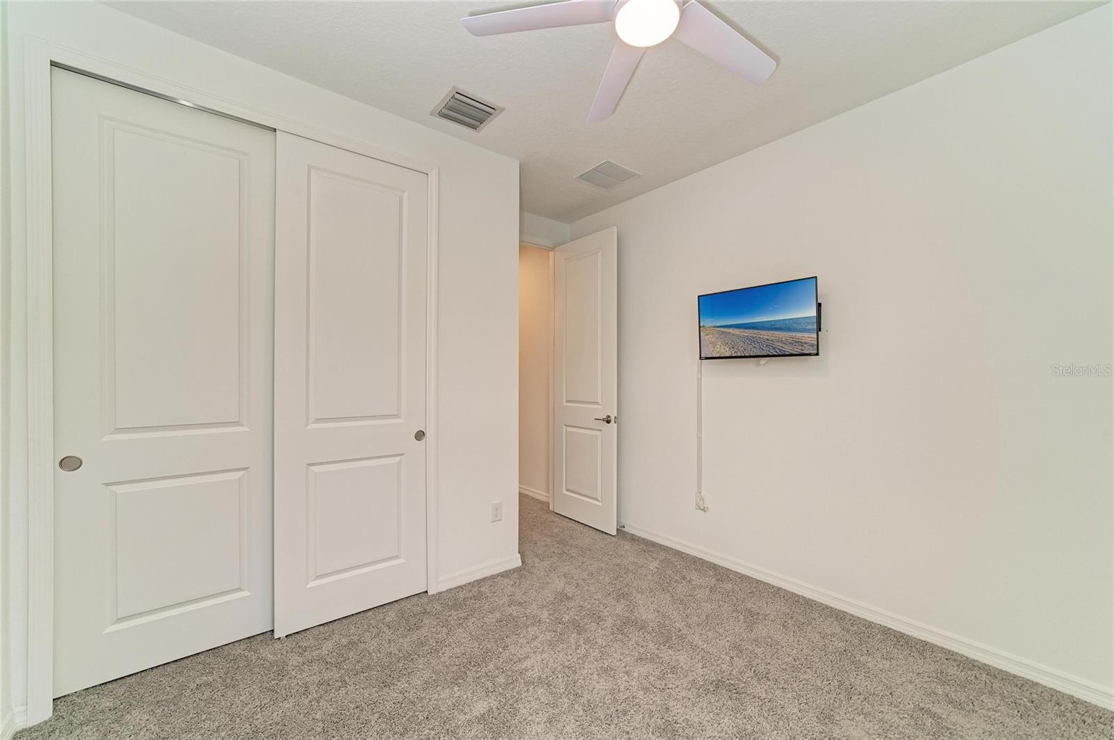 6332 Laurelcrest Gln Property Photo 43