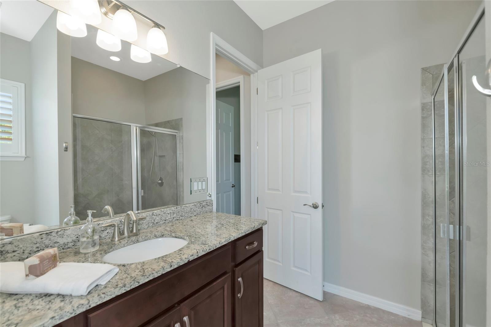 16607 2nd Ave E Property Photo 27