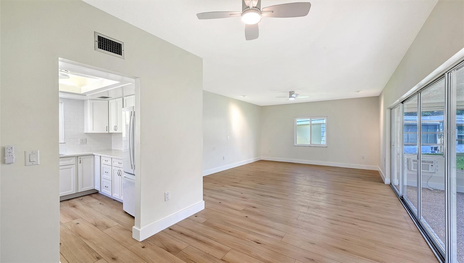 5911 Tidewood Ave #3 Property Photo 5