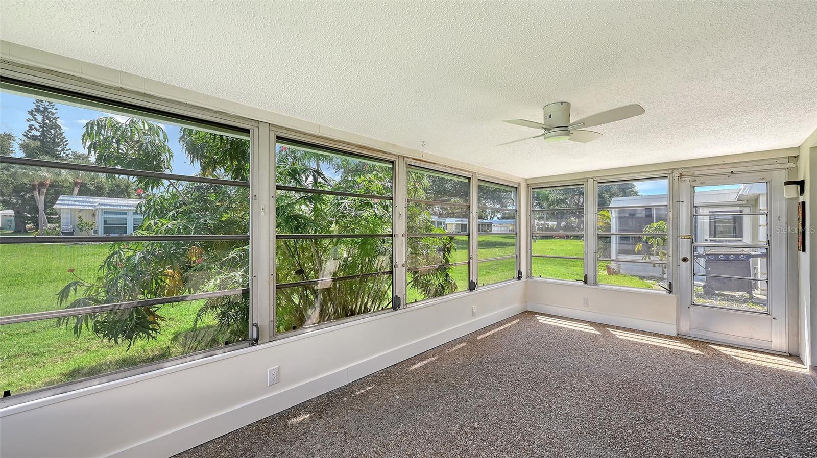 5911 Tidewood Ave #3 Property Photo 6