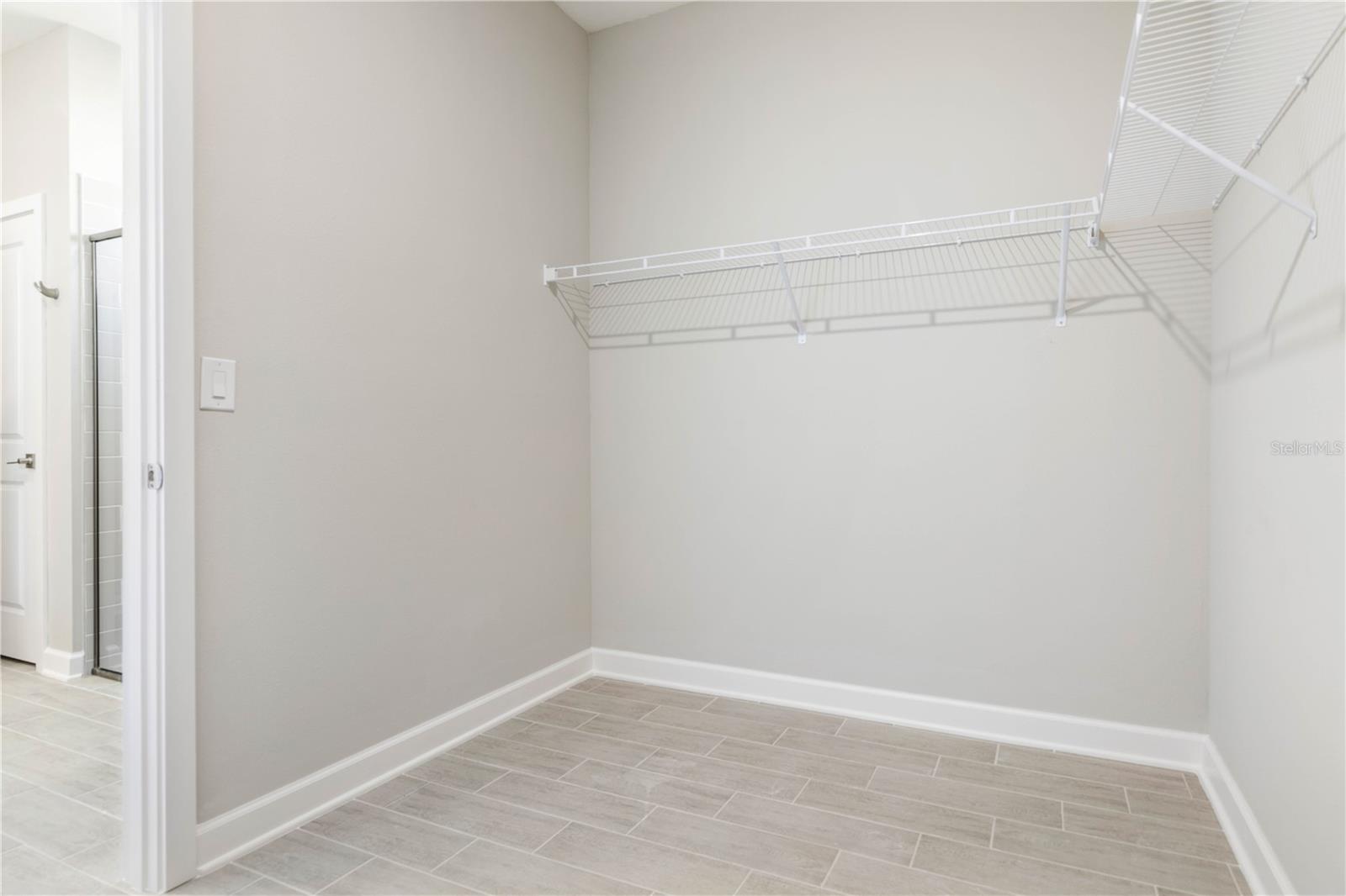 3162 Fergus St Property Photo 16