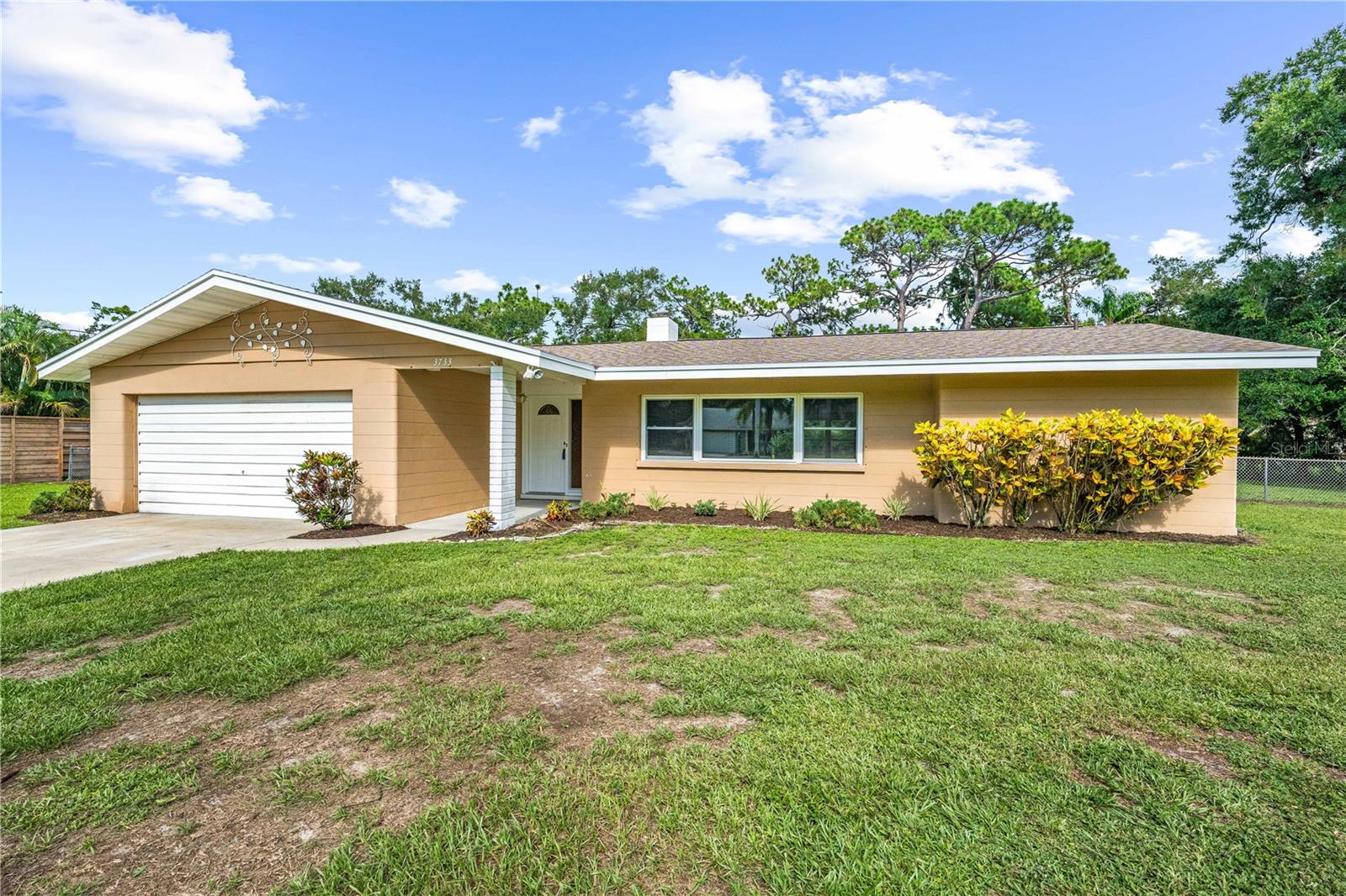 3733 Malec Cir Property Photo 3