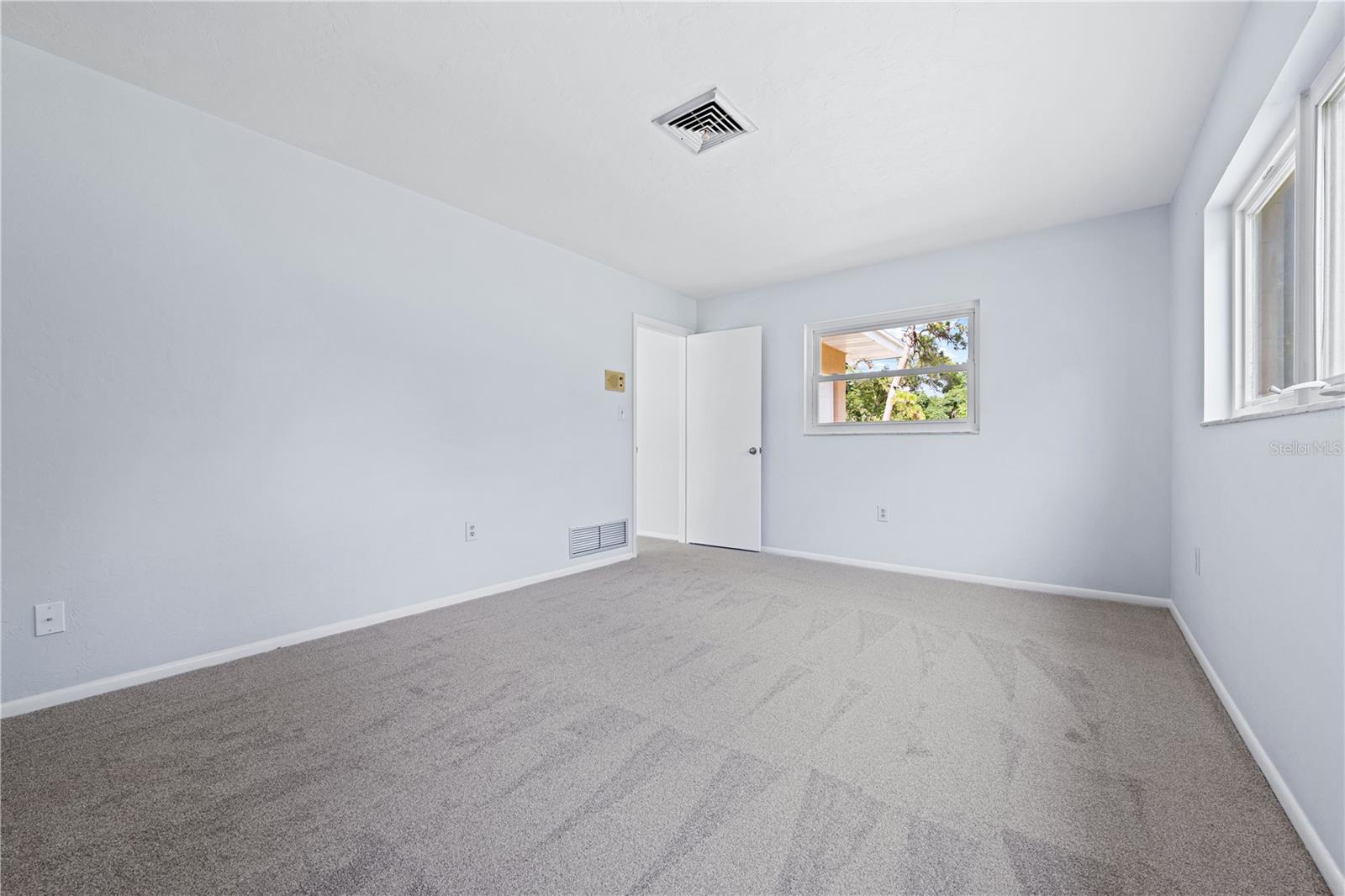 3733 Malec Cir Property Photo 25