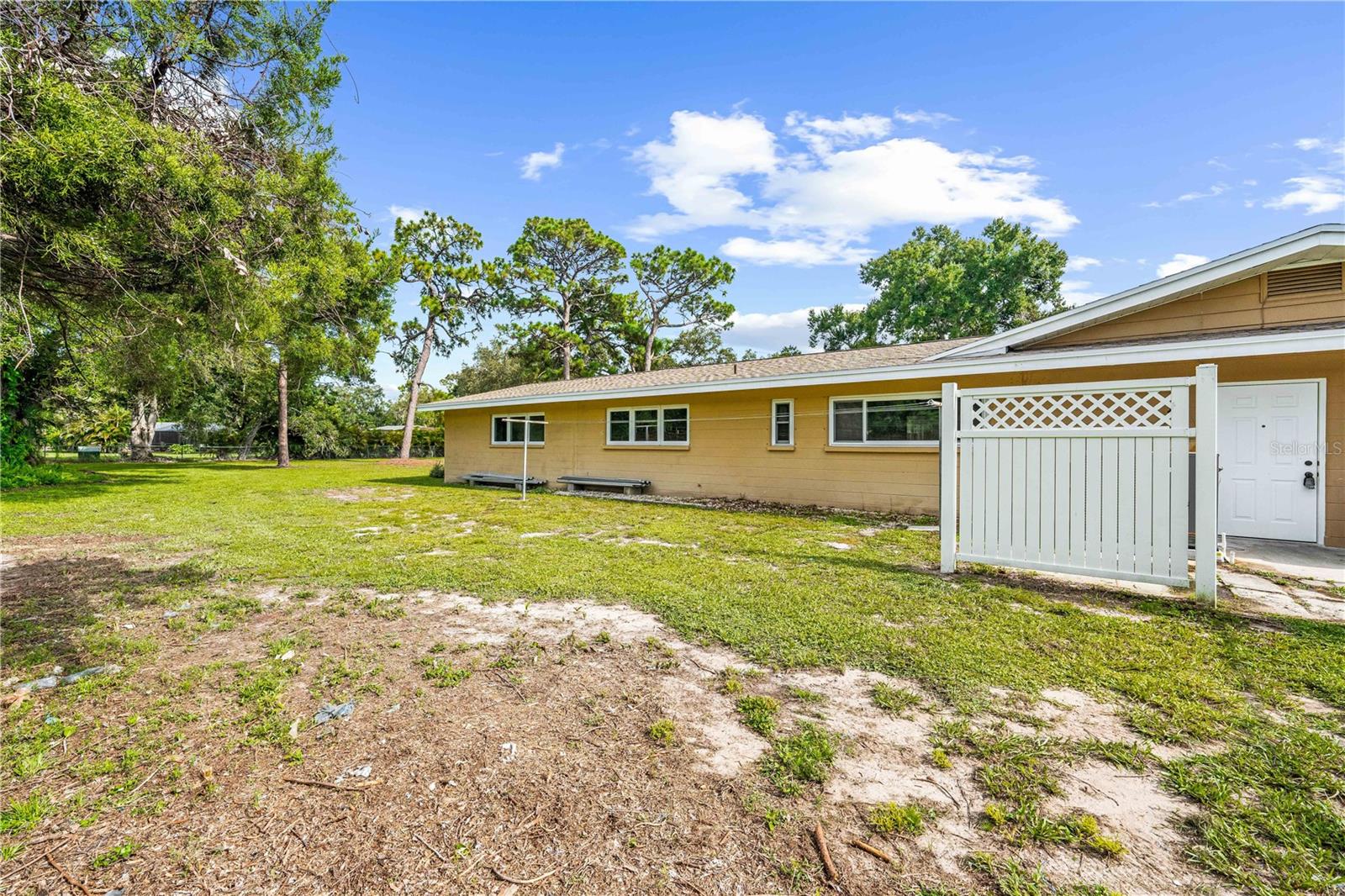 3733 Malec Cir Property Photo 44