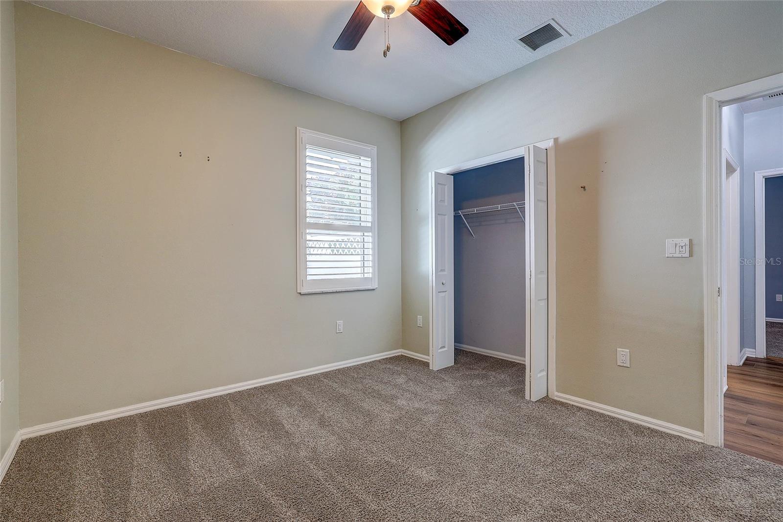 143 Mill Run E Property Photo 32
