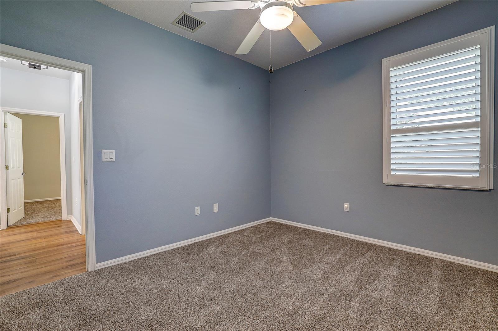 143 Mill Run E Property Photo 38