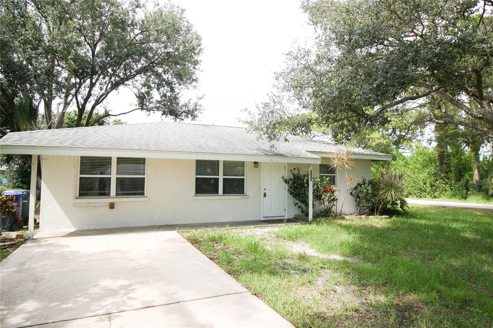 3331 Yorktown St Property Photo 2