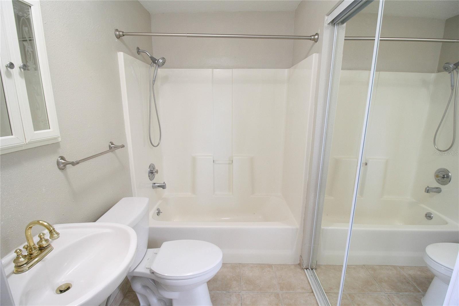 3331 Yorktown St Property Photo 7