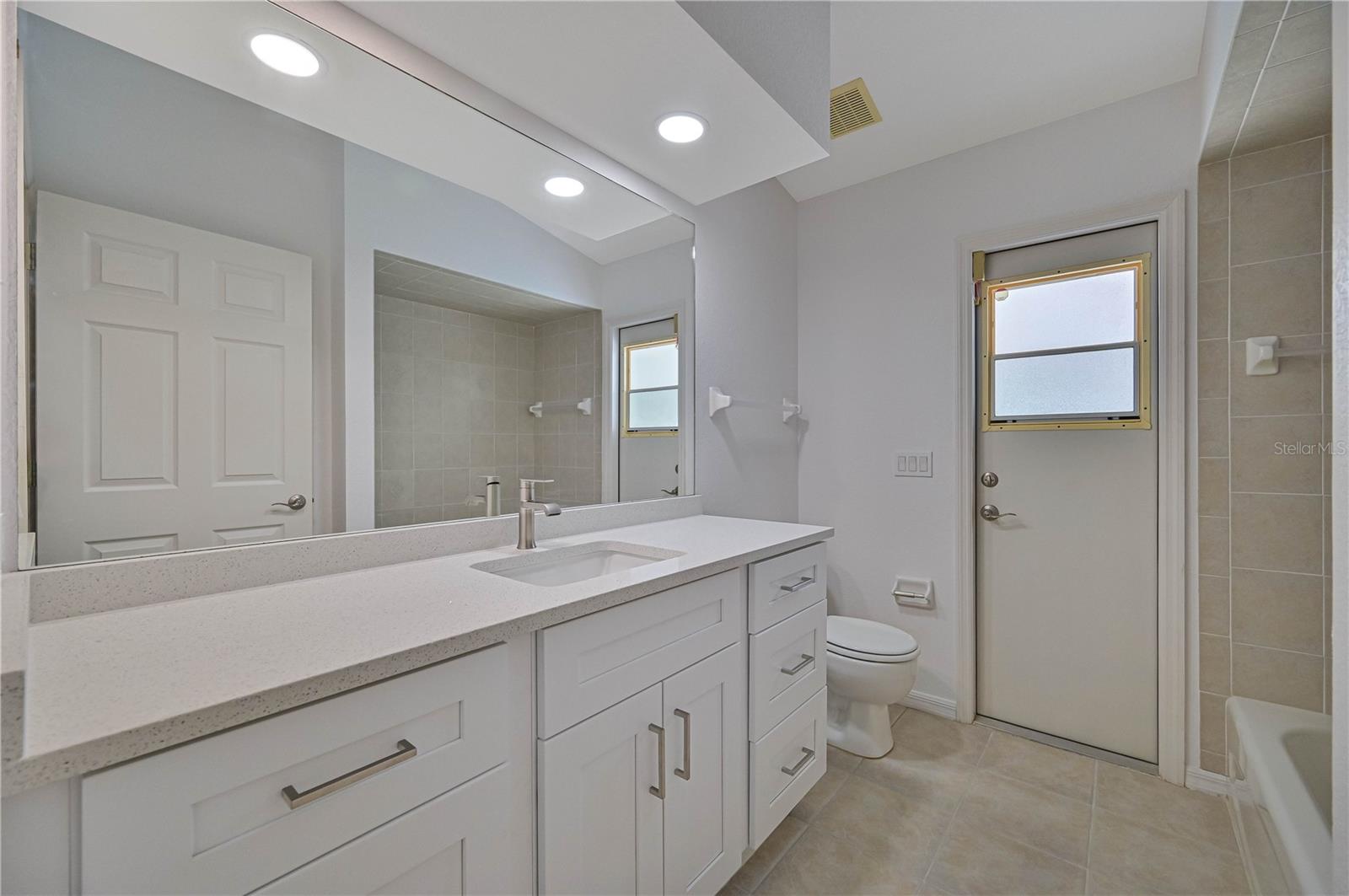 27334 Oruro Dr Property Photo 40
