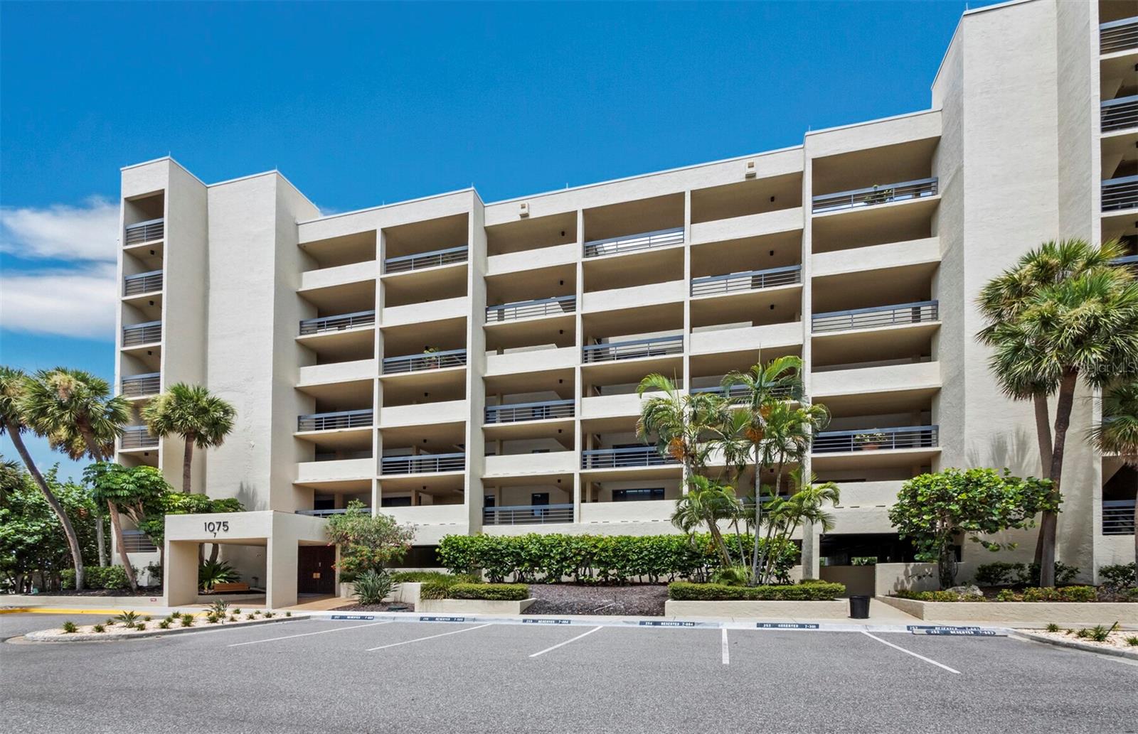 1075 Gulf Of Mexico Dr #205 Property Photo 1