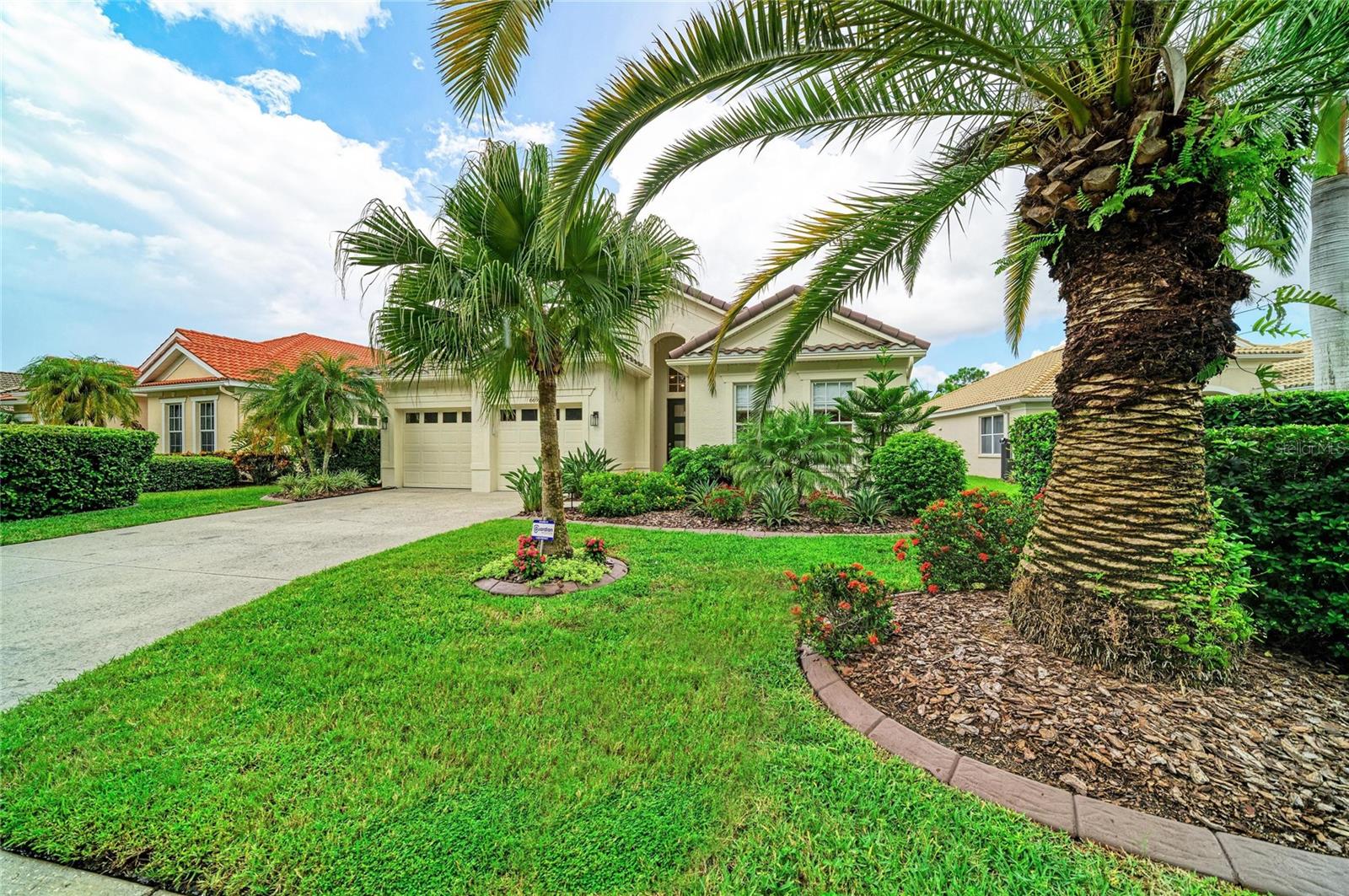 6690 Tailfeather Way Property Photo 4