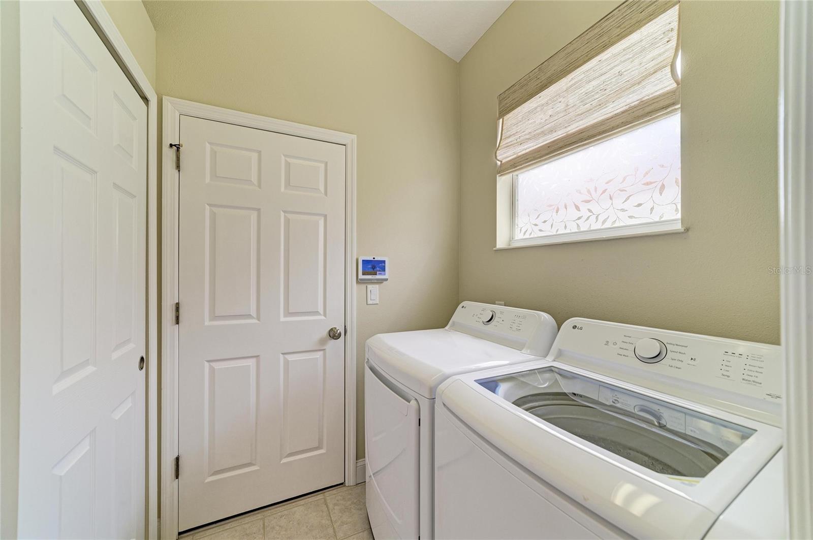 6690 Tailfeather Way Property Photo 17