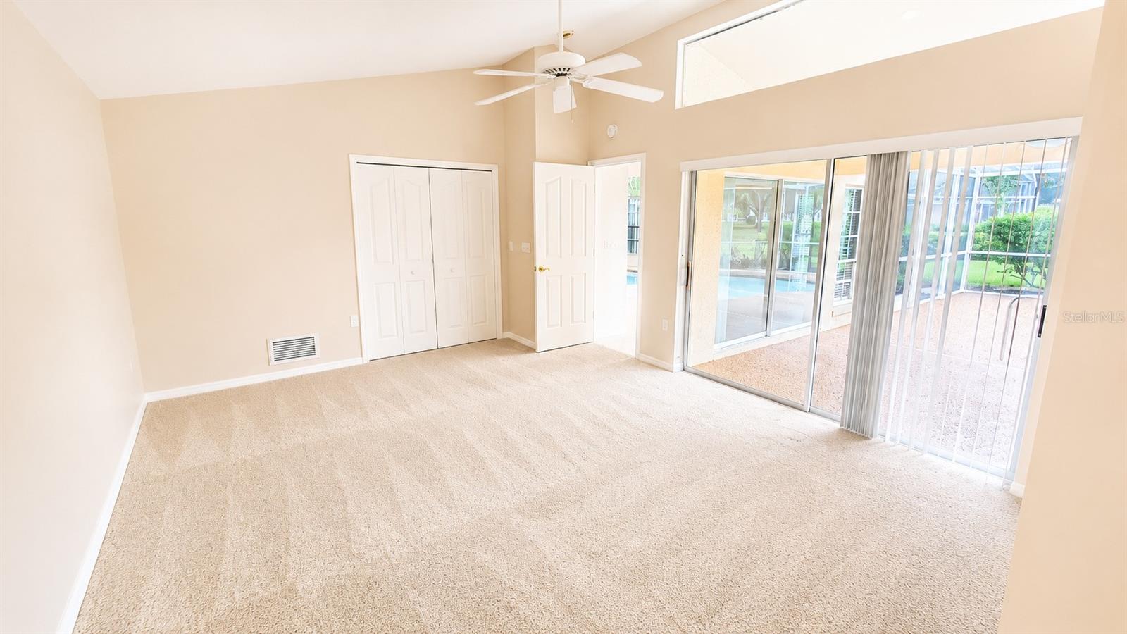 4096 Lyndhurst Ct Property Photo 16