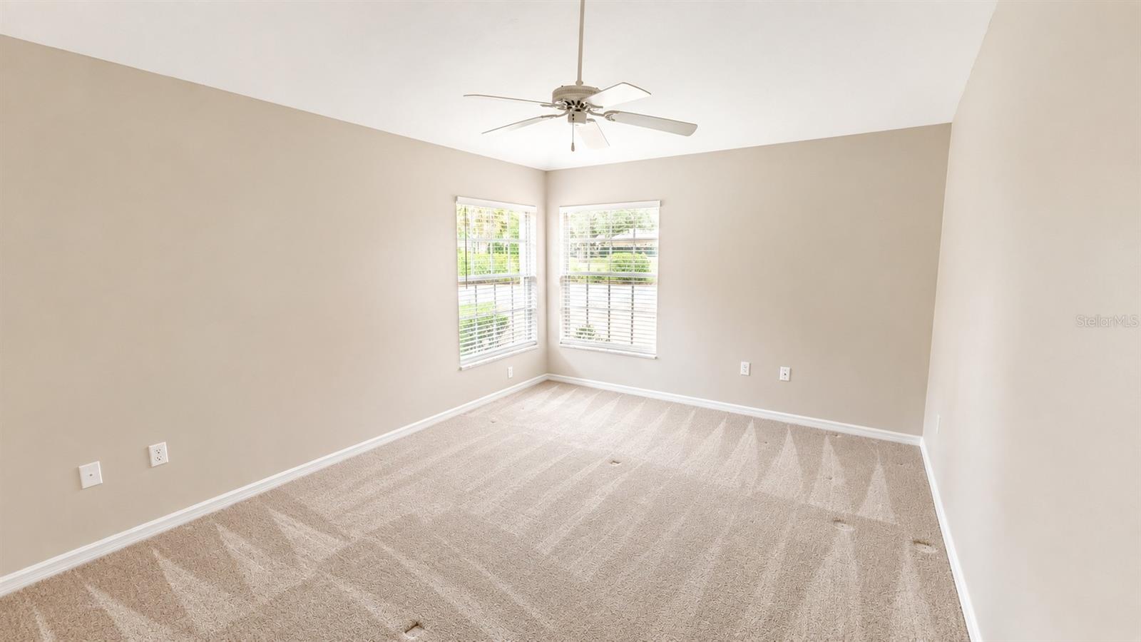 4096 Lyndhurst Ct Property Photo 23