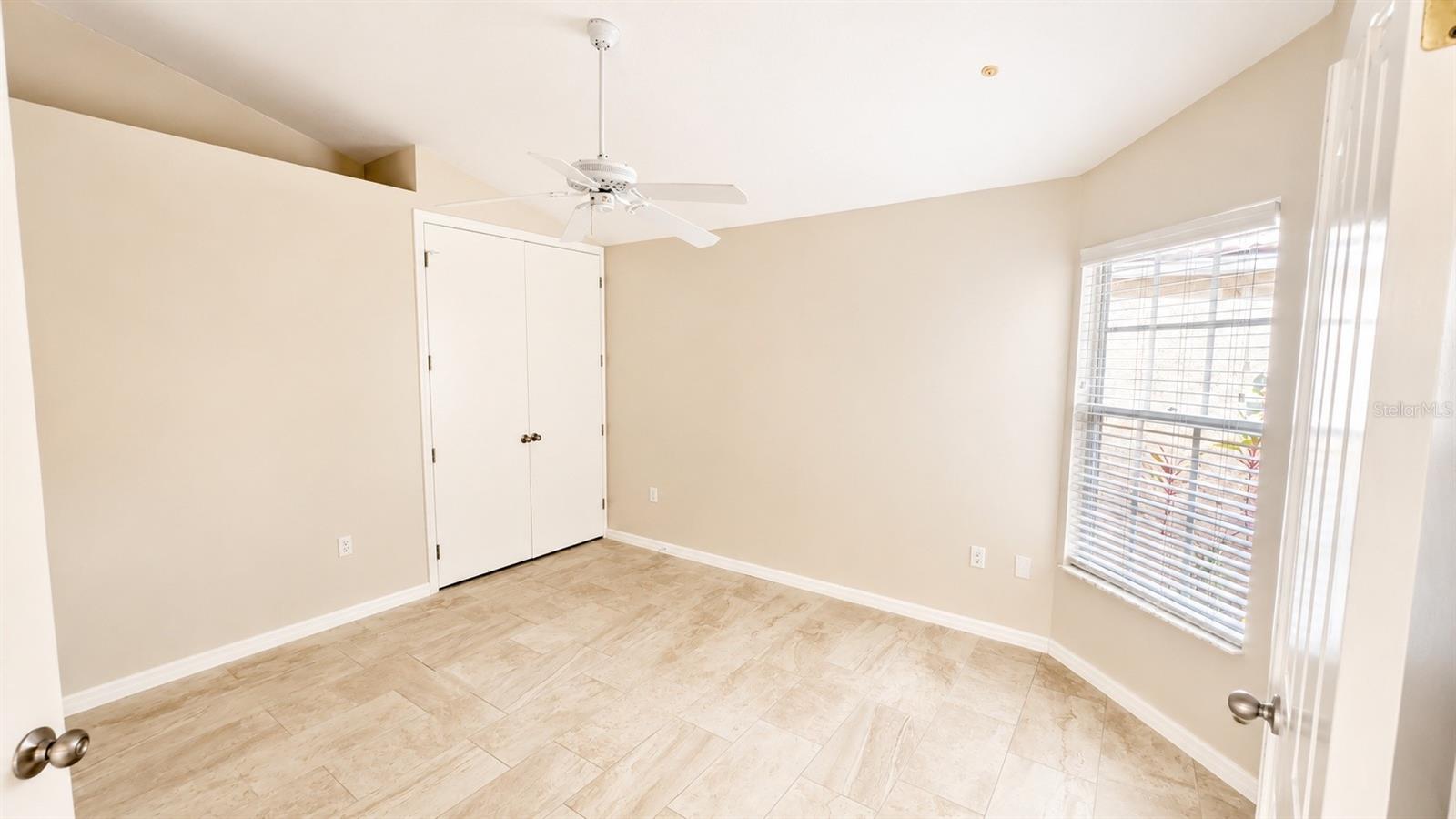 4096 Lyndhurst Ct Property Photo 24