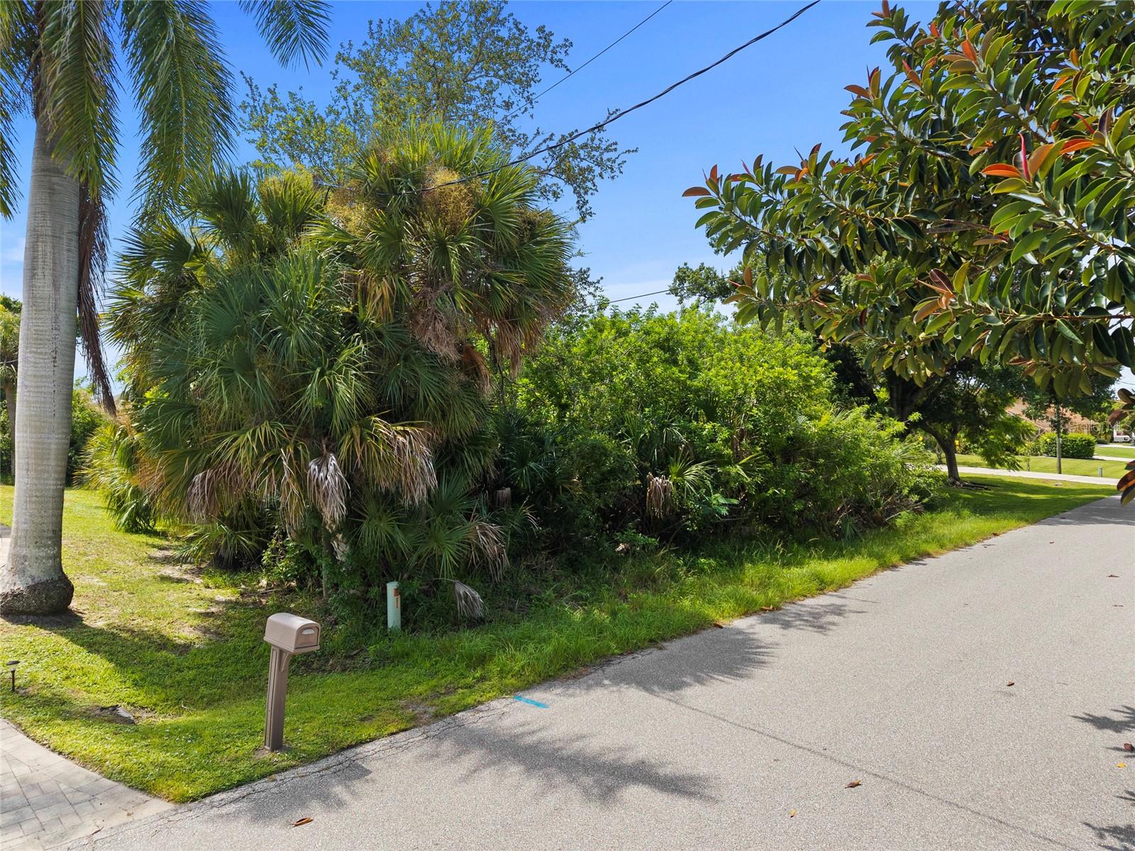 2434 Herron Ter Property Photo 2