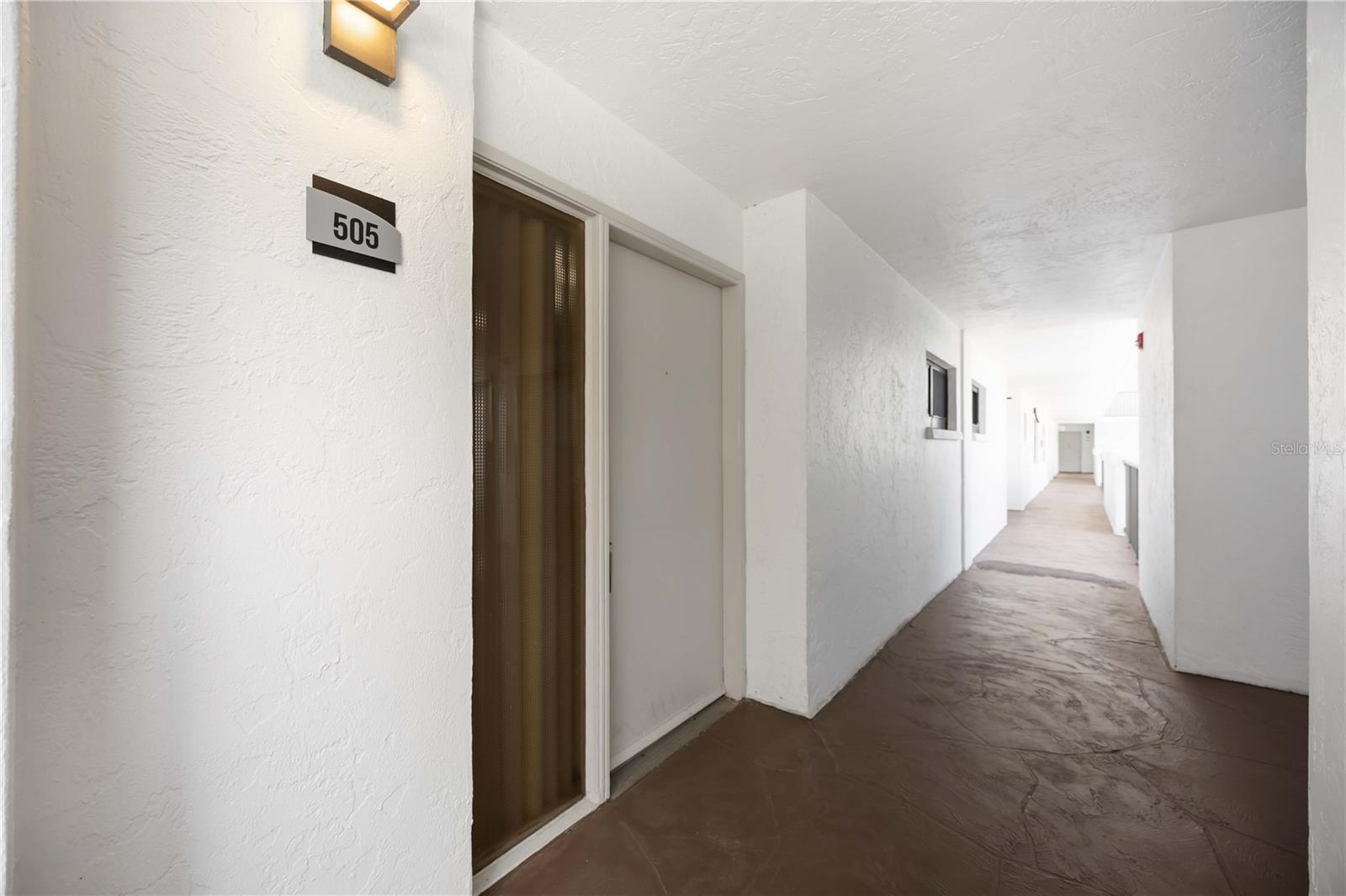 11 Sunset Dr #505 Property Photo 3