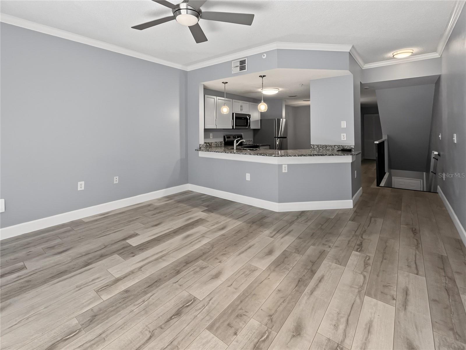 5601 Bentgrass Dr #10-112 Property Photo 6